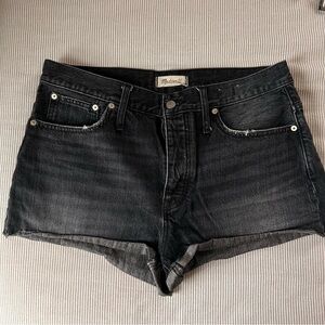 Madewell Relaxed Denim Shorts in Washed Black